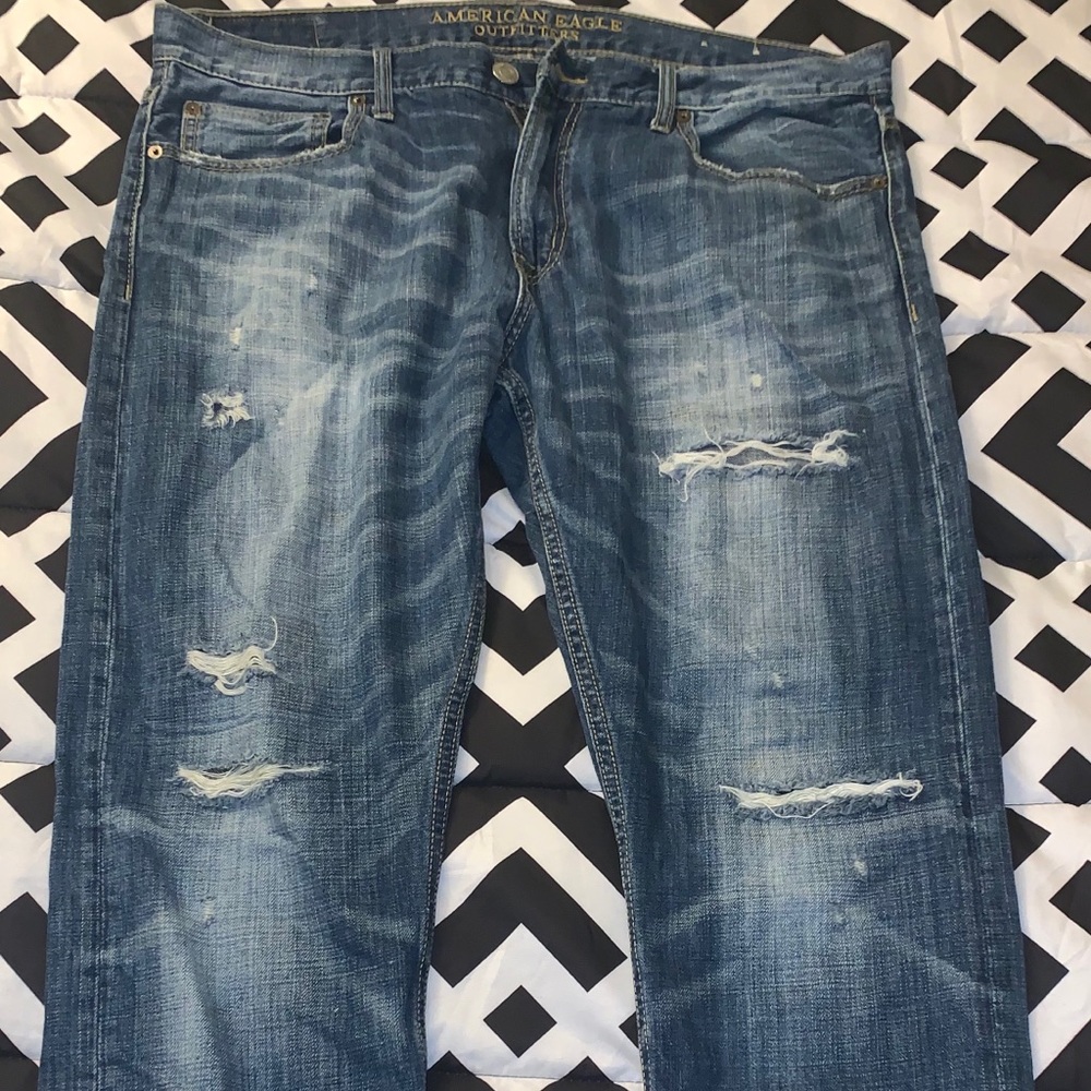 American eagle distressed jeans size 36